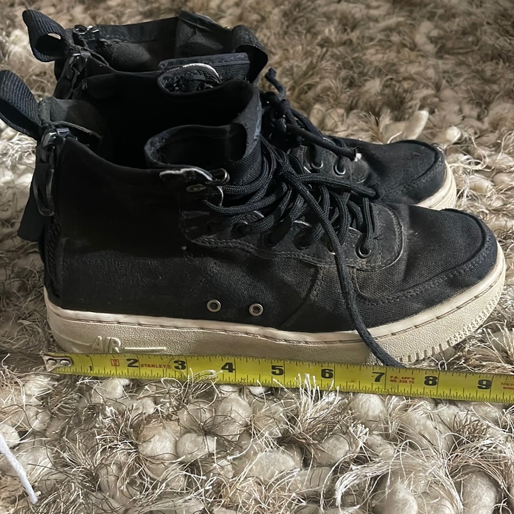 Nike boys shoes